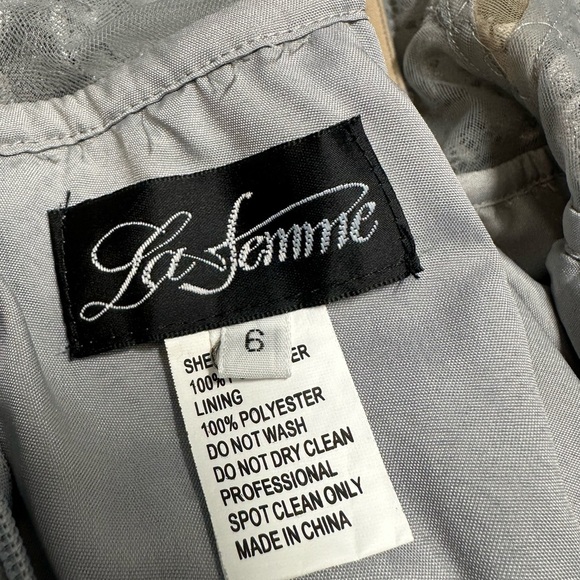 La Femme Tulle A Line Gown with Lace Rhinestone Bodice Prom Gown Sz 6 - Picture 15 of 16